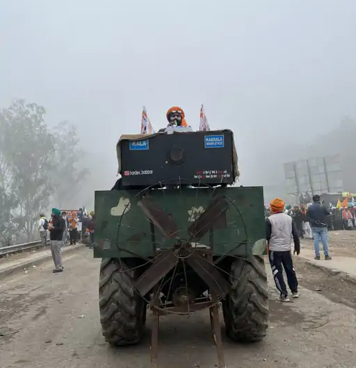 शंभू बॉर्डर पर किसान-पुलिस में टकराव, हालात बिगड़े